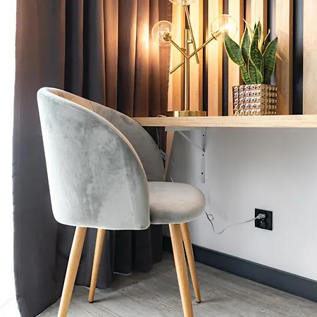 דירה Apartament Brzoskwiniowy